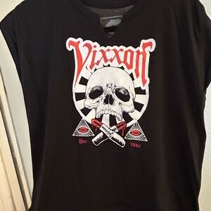 Black Skull Graphic Tee - Women's Short Sleeve